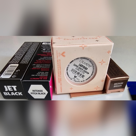 Make up bundle lot - Picture 2 of 2